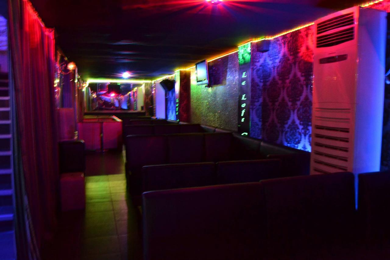 Meumi Palace Yaoundé エクステリア 写真